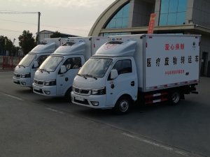 國六東風途逸醫(yī)療廢物轉運車